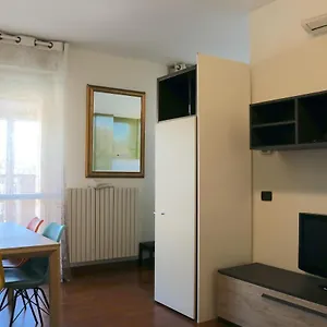 Happy Flat With Terrace Milano