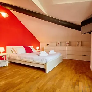  Apartment Moscova Charme